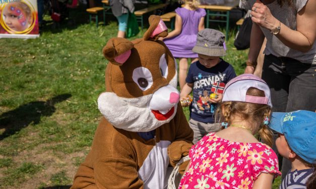 Der Clown Muck und die Suche nach den Eiern