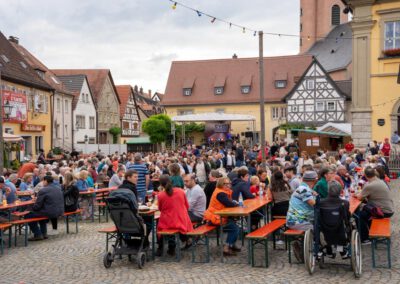 Marktplatzweinfest des FC Eibelstadt