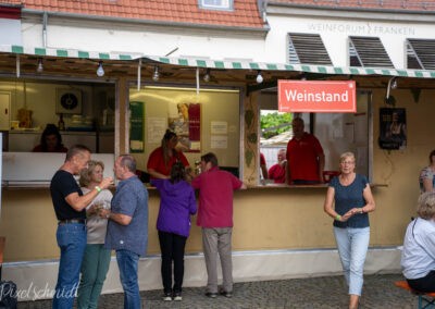 Marktplatz-Weinfest der Freiwilligen Feuerwehr Eibelstadt